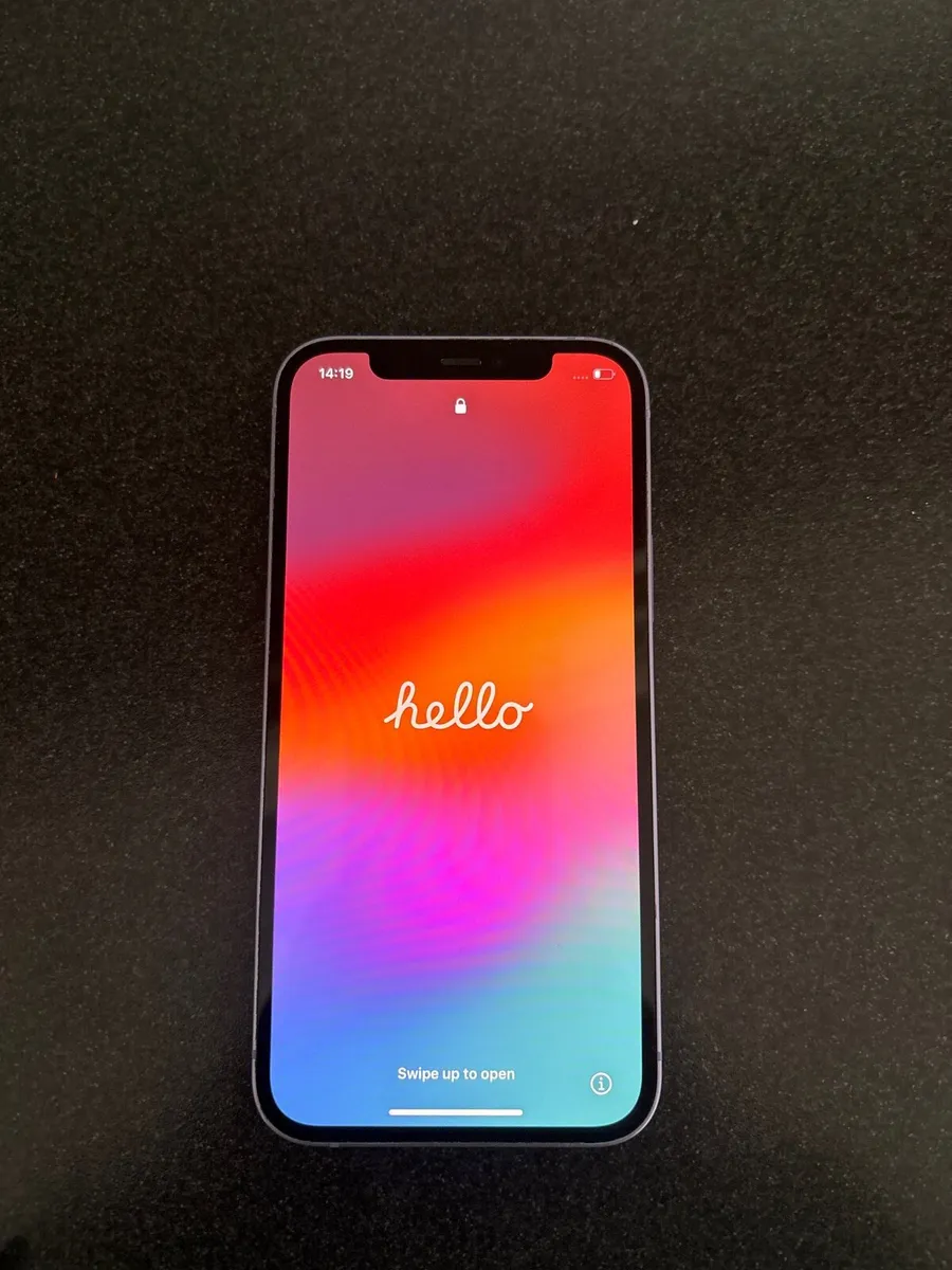 iPhone 12 - Image 1