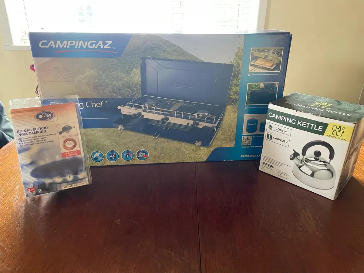 Camping cooker and accessories