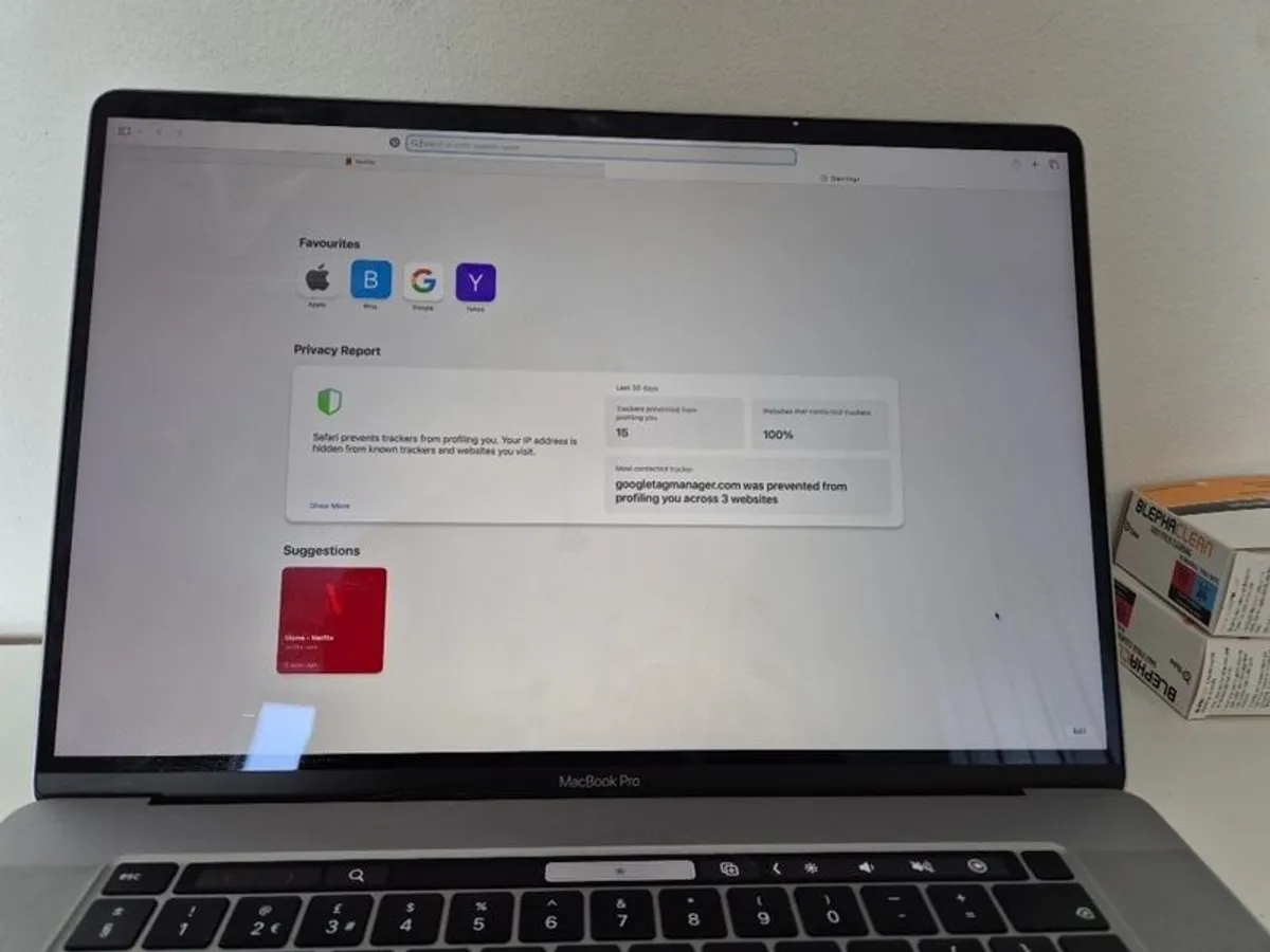 MacBook Pro 16 - Image 4