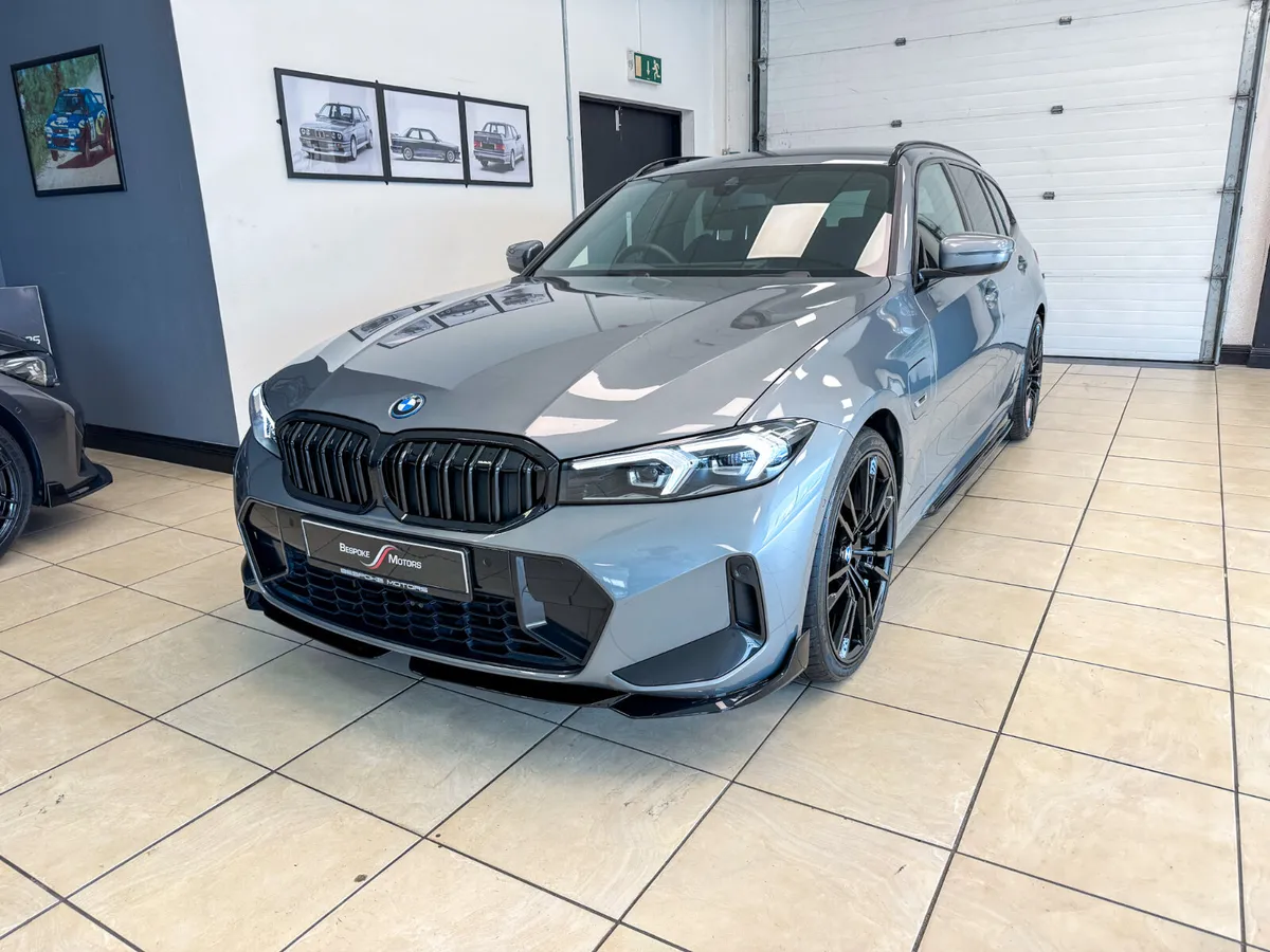 BMW 330E MSPORT TOURING - Image 4