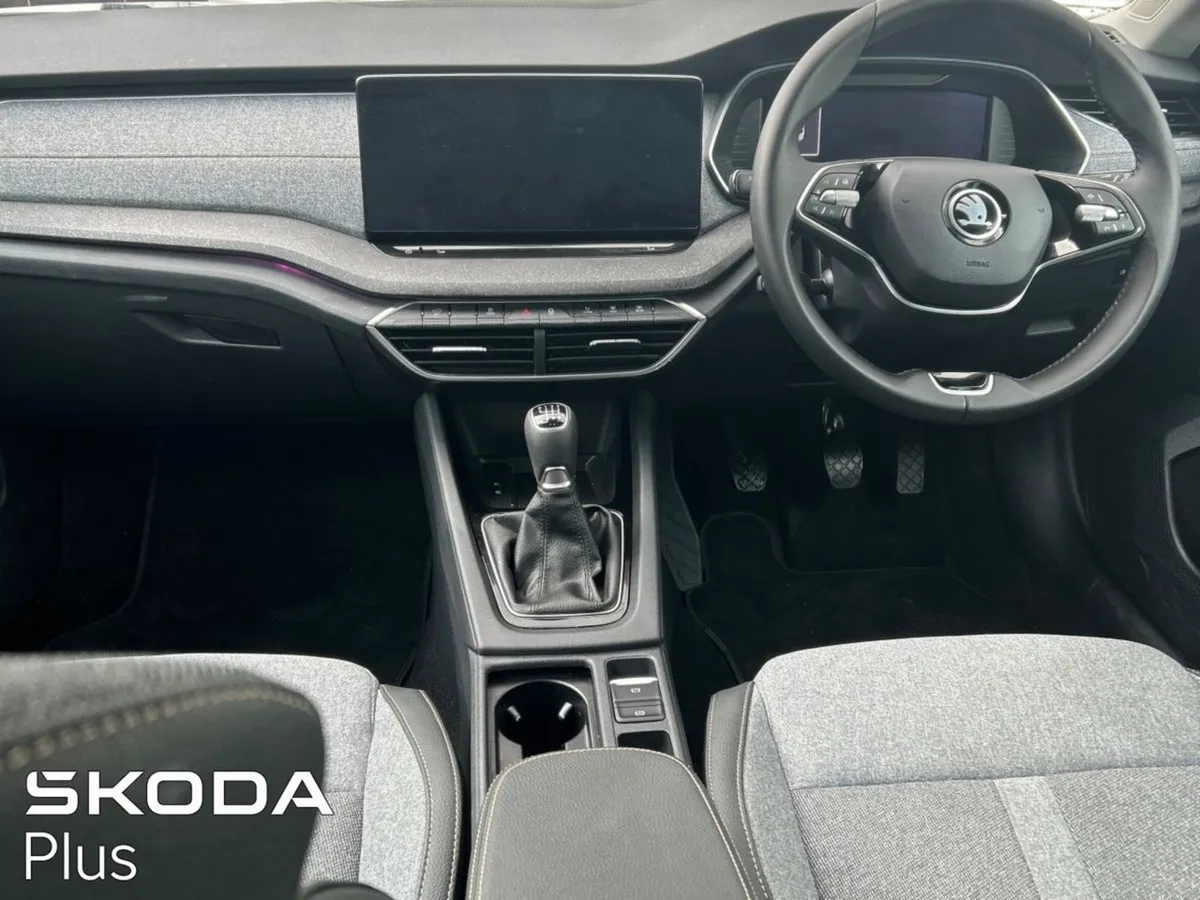 Skoda Octavia Selection 2.0 TDI 115 BHP  with Opt - Image 2