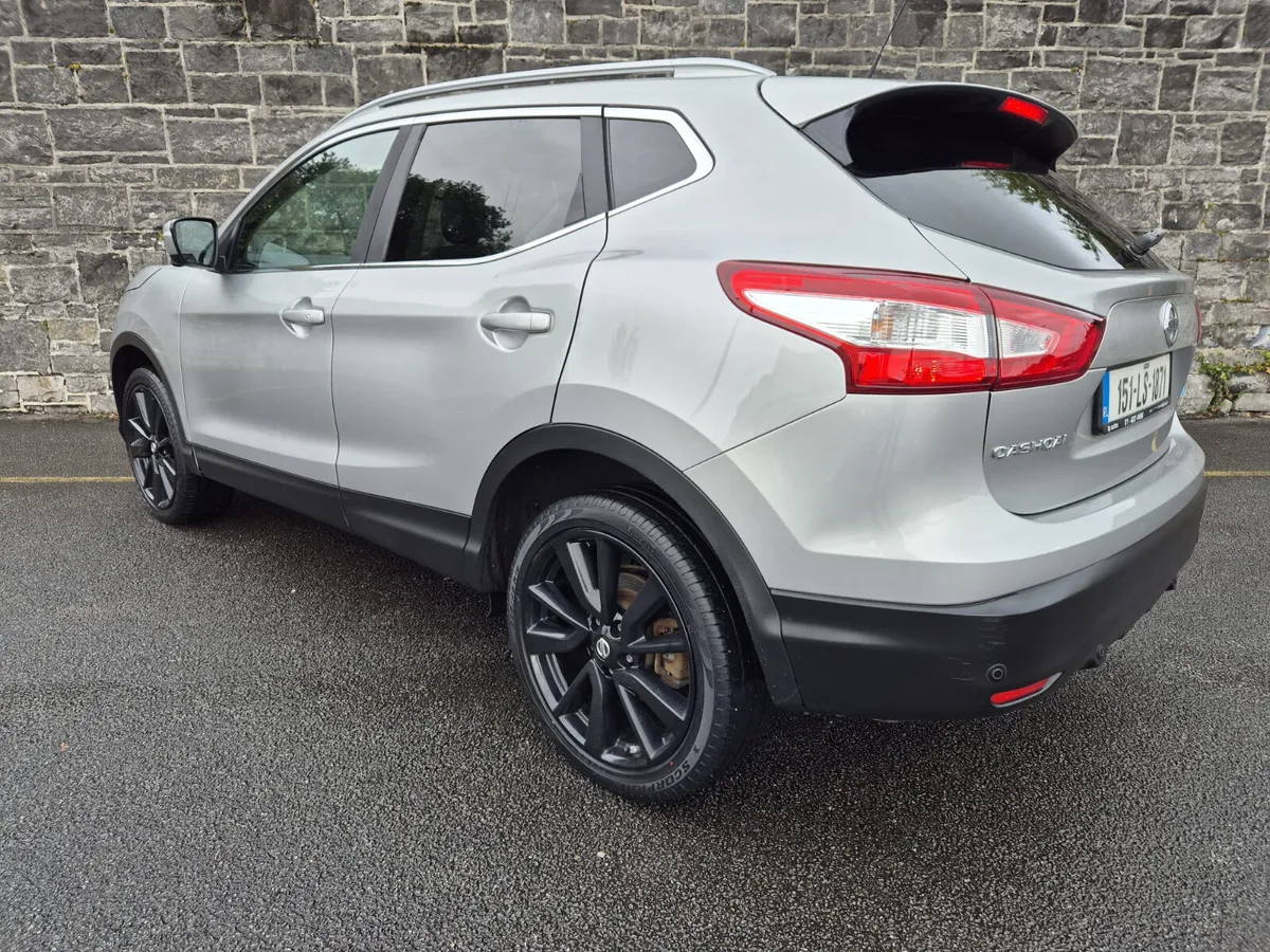 151 Nissan Qashqai TOP SPEC! WARRANTY-+TRADE INS👍 - Image 2