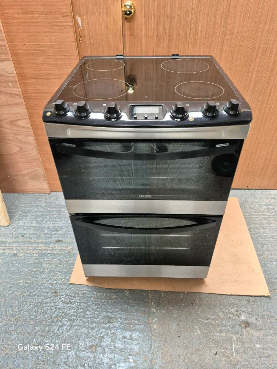 Zanussi Freestanding Electric Cooker 60cm - Image 1
