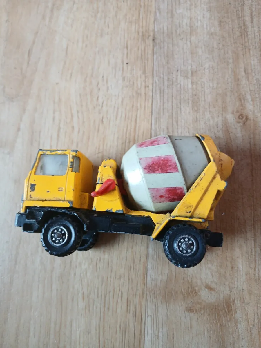 Bedford cement truck - Image 3