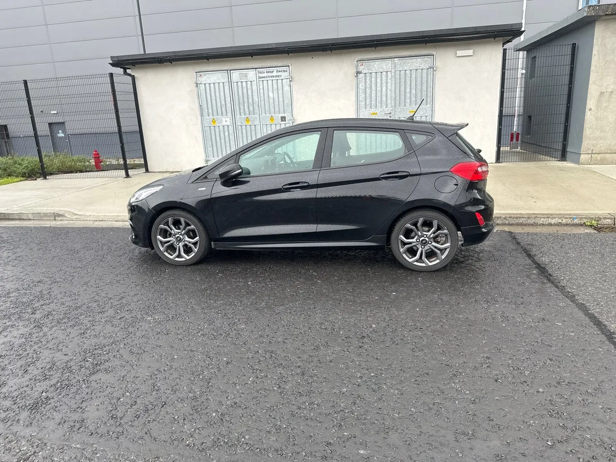 182 Ford Fiesta ST Line 1.1 petrol - Image 2