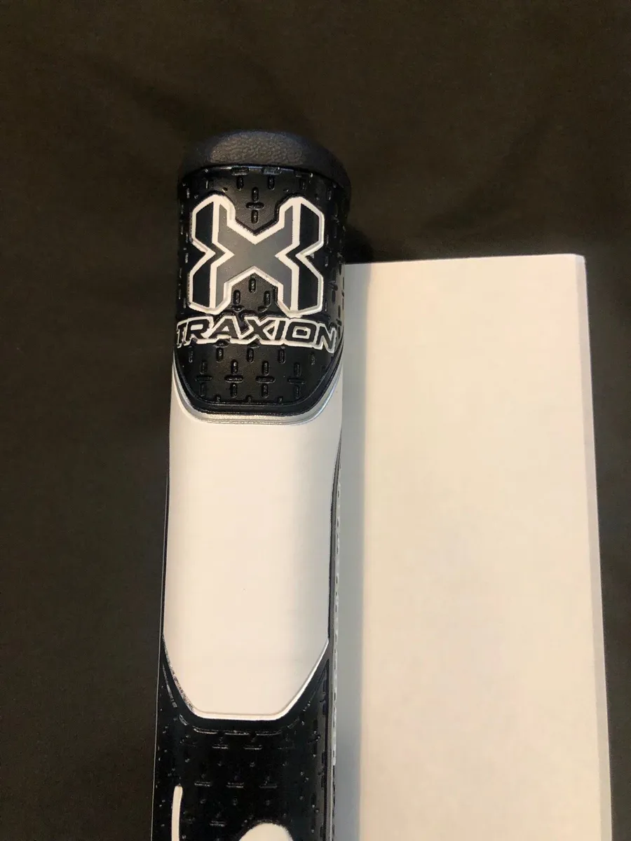 Super stroke Traxion 3.0 Tour Putter Grip - Image 4