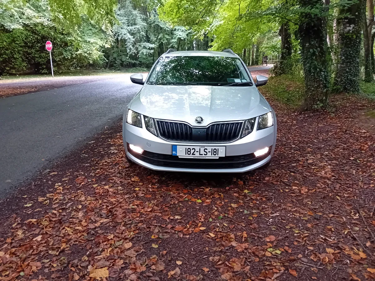 182 SKODA OCTAVIA 1.6 TDI COMBI  EST MANUAL - Image 2
