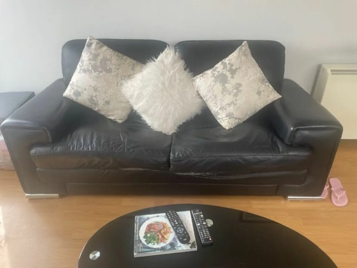 Two seater black sofa - Image 1