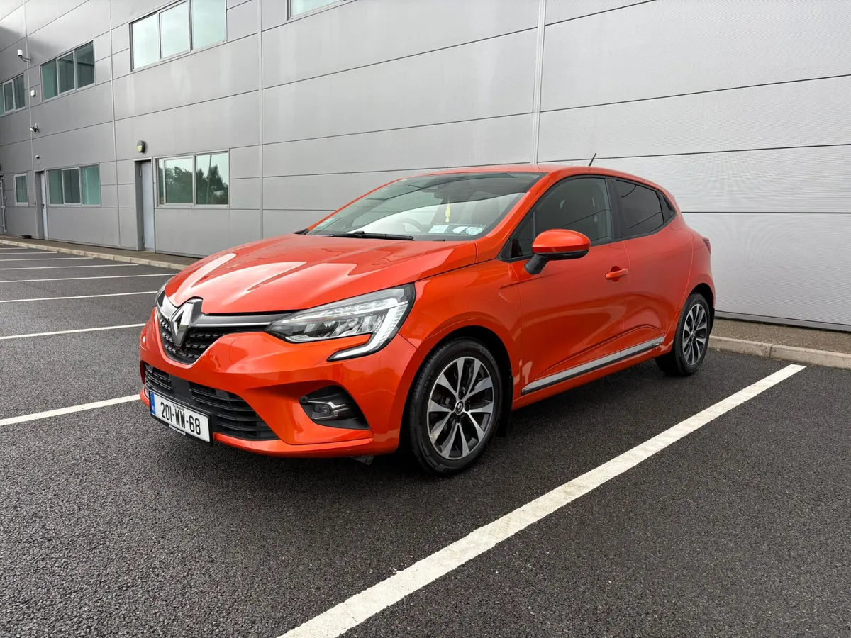 2020 Renault Clio Iconic - Image 1