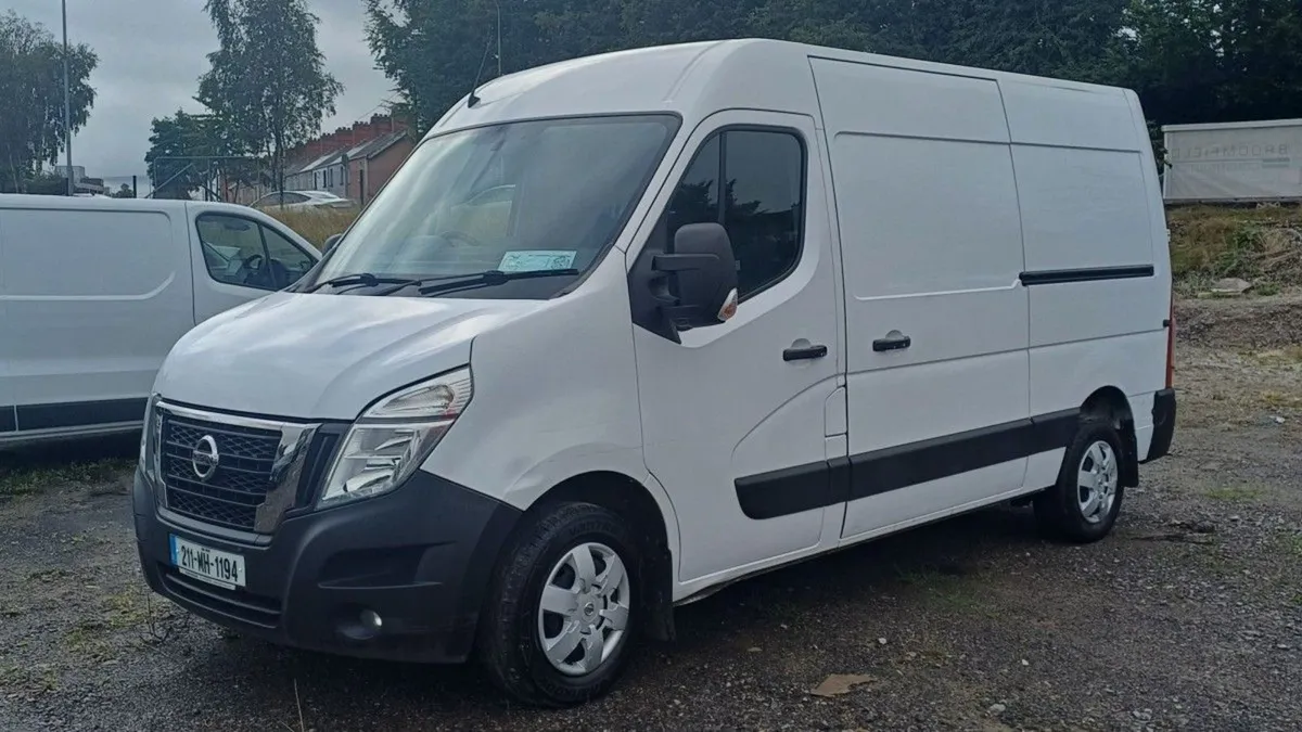 Nissan NV400 L2 H2 FWD 135  just IN - Image 3