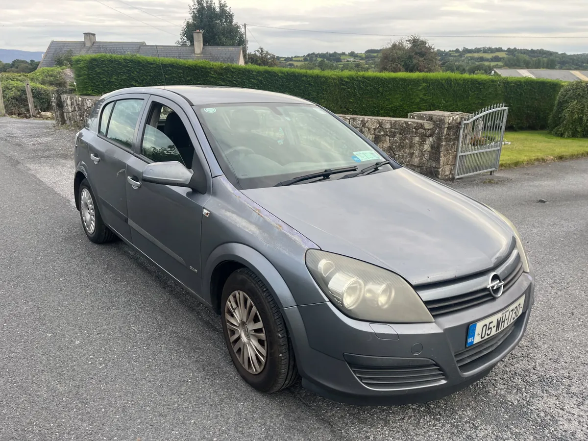 Opel Astra 2005 1.4 - Image 1