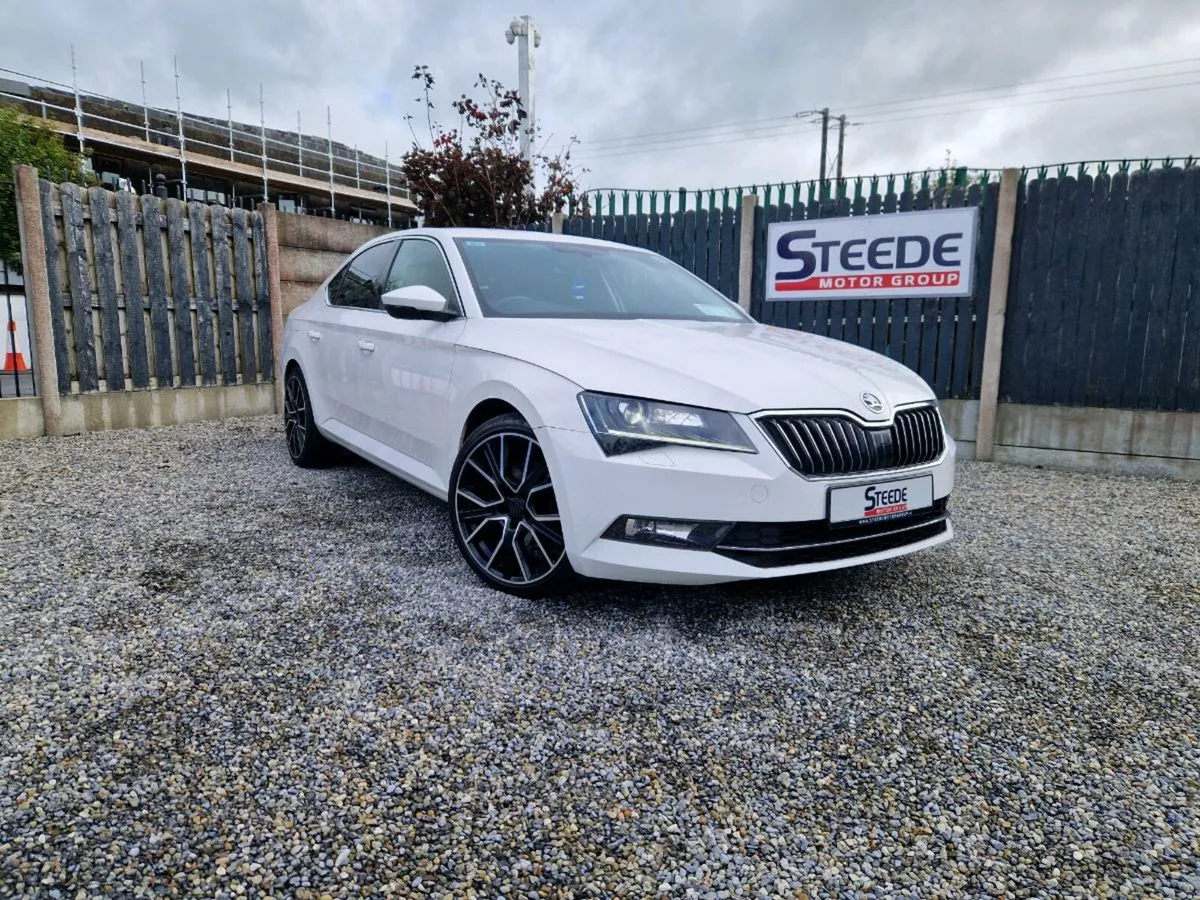 181 Skoda Superb 1.6 TDI Ambition - Image 1