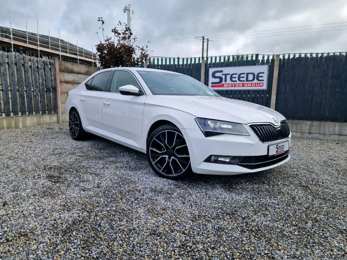 181 Skoda Superb 1.6 TDI Ambition - Image 2