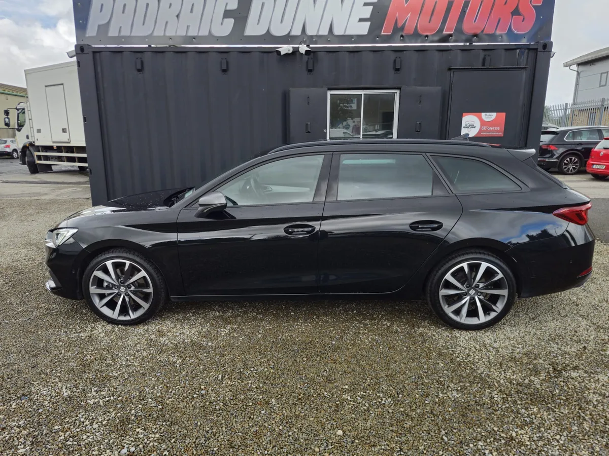 212 SEAT Leon FR+ DSG 2.0TDi 150BHP - Image 4