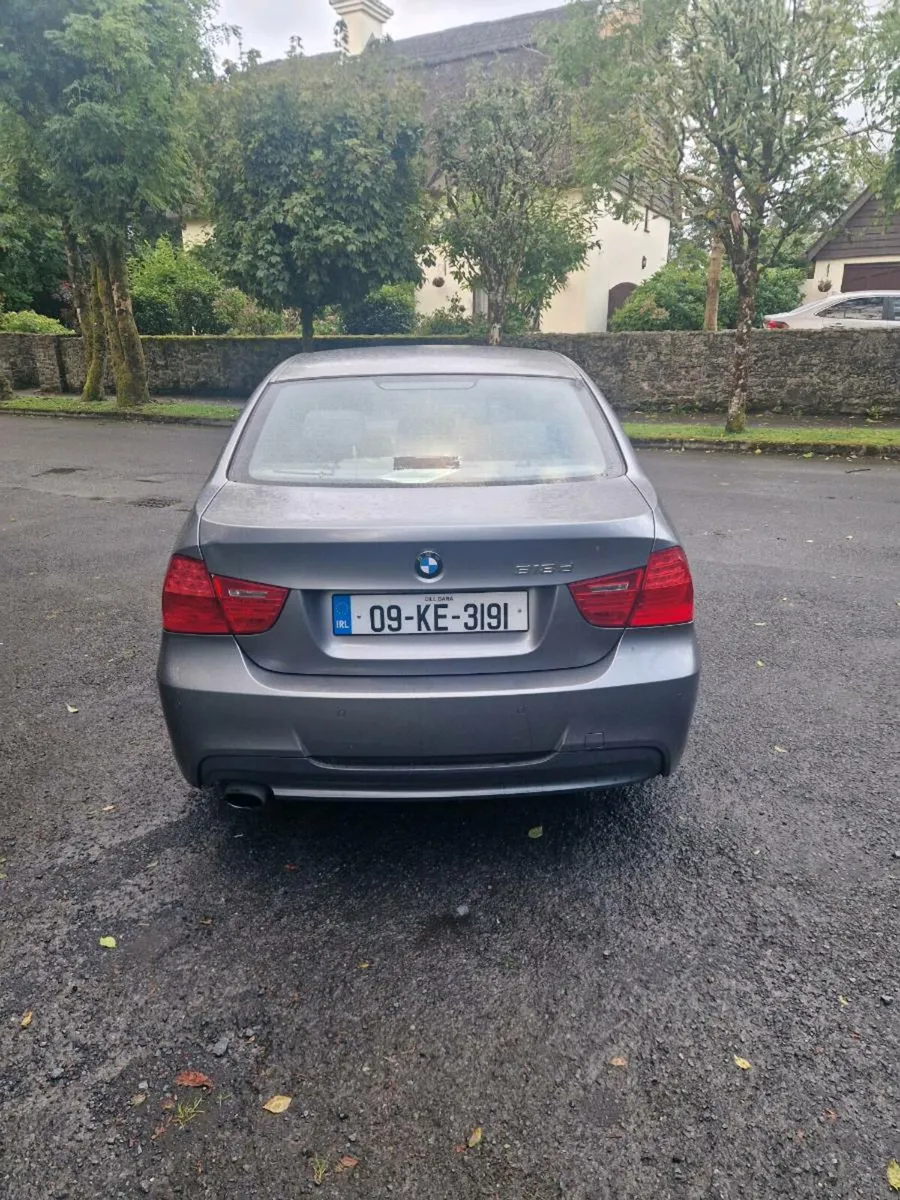 BMW 3 Series - Image 2