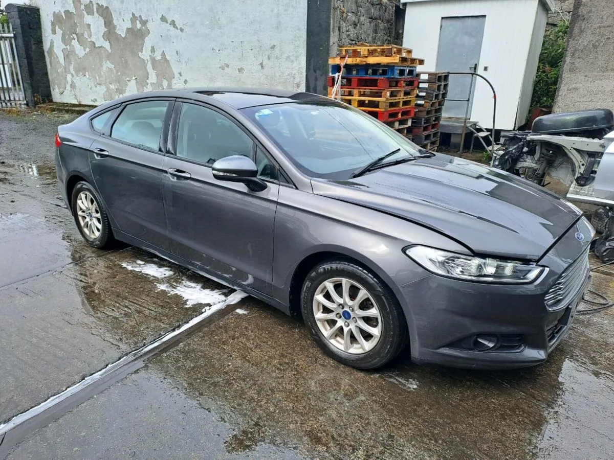 151 ford mondeo breaking for parts - Image 4