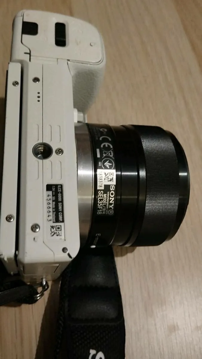 Sony a6000 Camera - Image 3