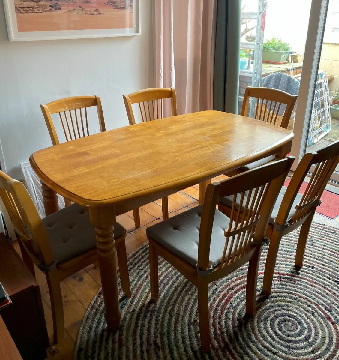 Table and chairs set with cushion covers - Image 2