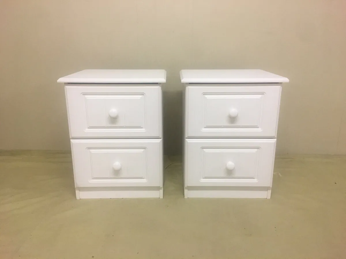 Pair Bedside Cabinets - Image 1