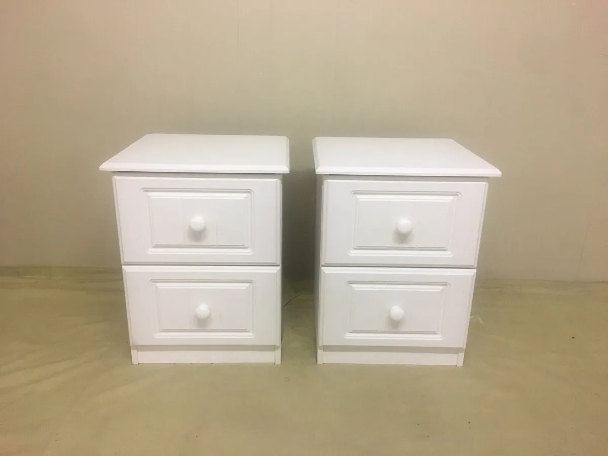 Pair Bedside Cabinets - Image 2