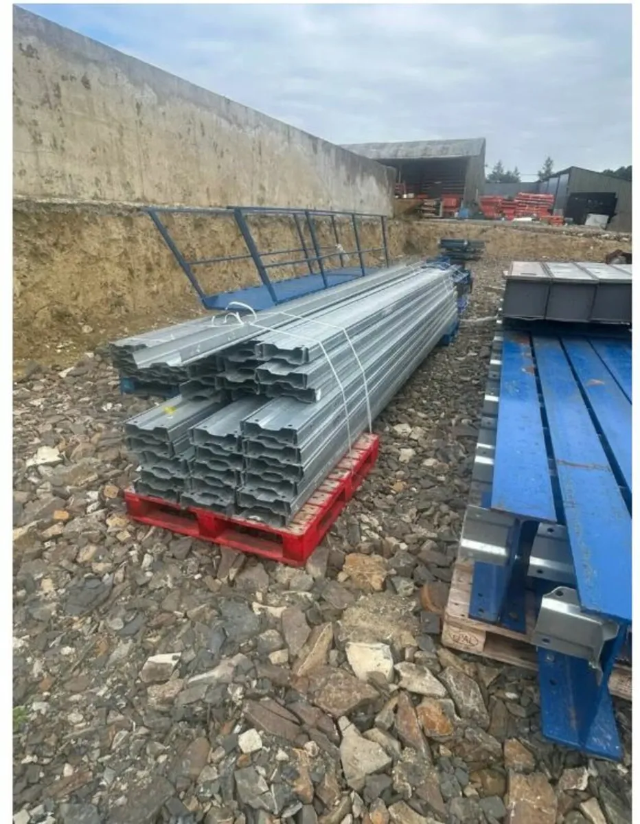 Mezzanine Floor - Image 3
