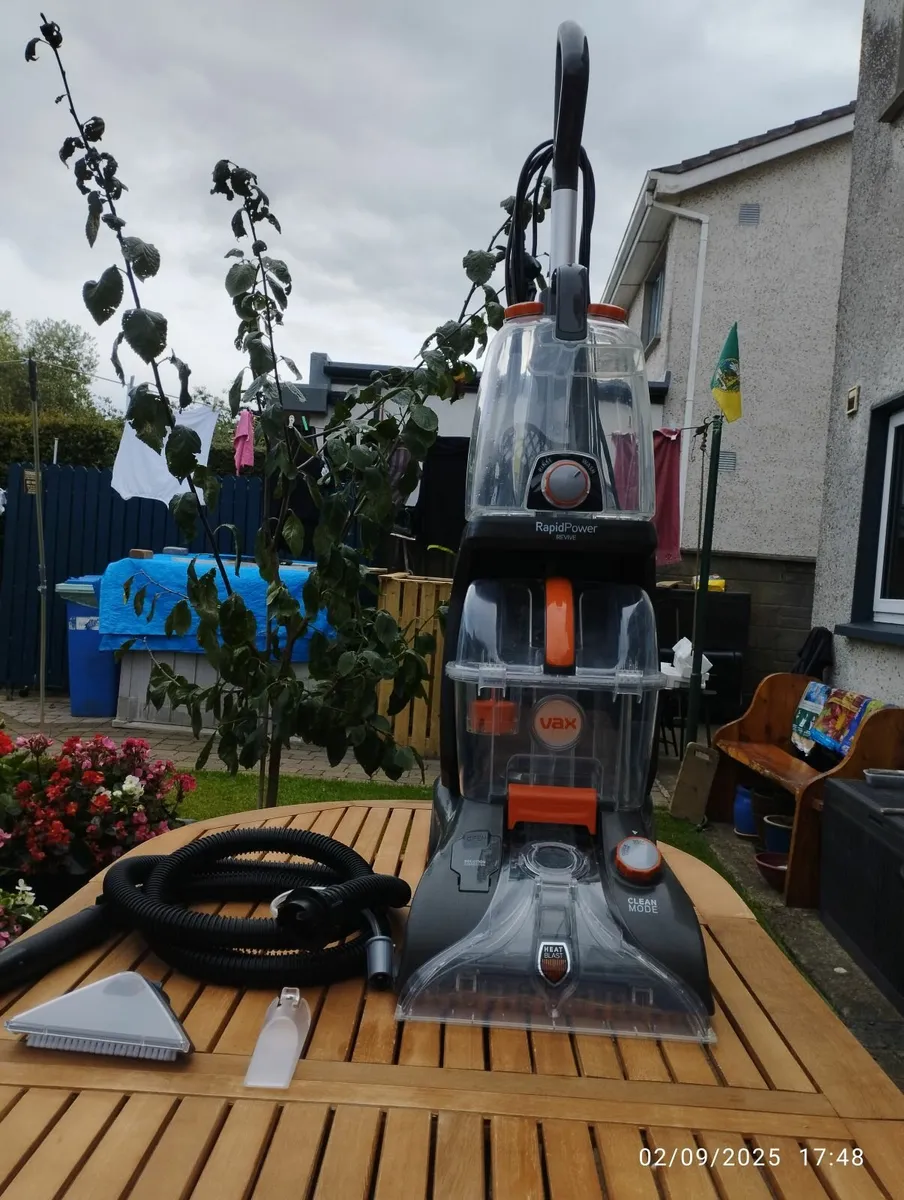 Vax Rapid Power Revive Upright  Carpet cleaner - Image 2