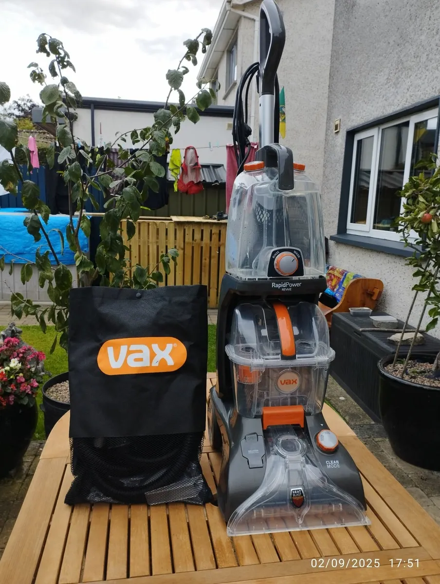 Vax Rapid Power Revive Upright  Carpet cleaner - Image 3