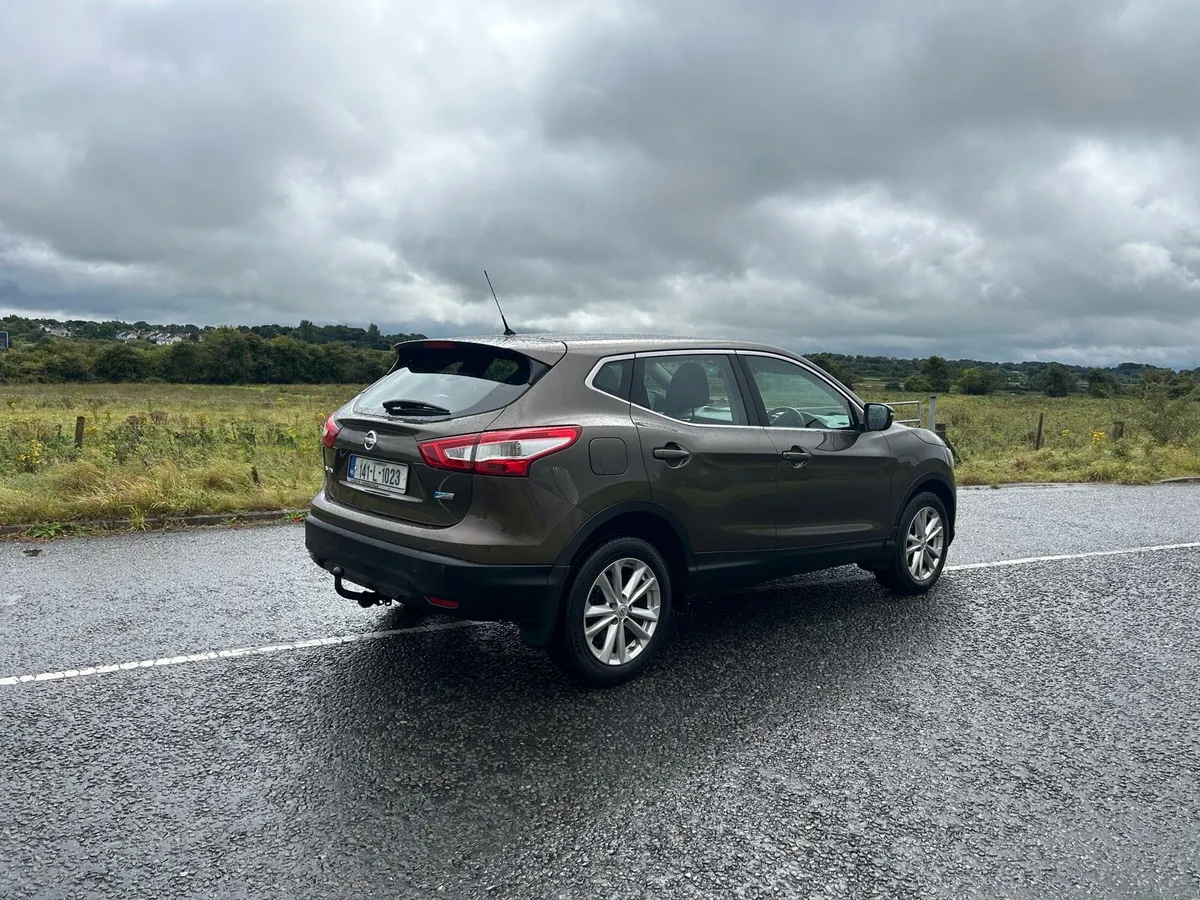 2014 Nissan qasqhai 1.5diesel NEW MODEL - Image 4