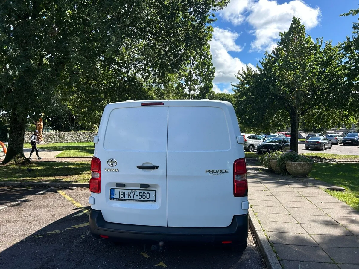 Toyota proace - Image 4