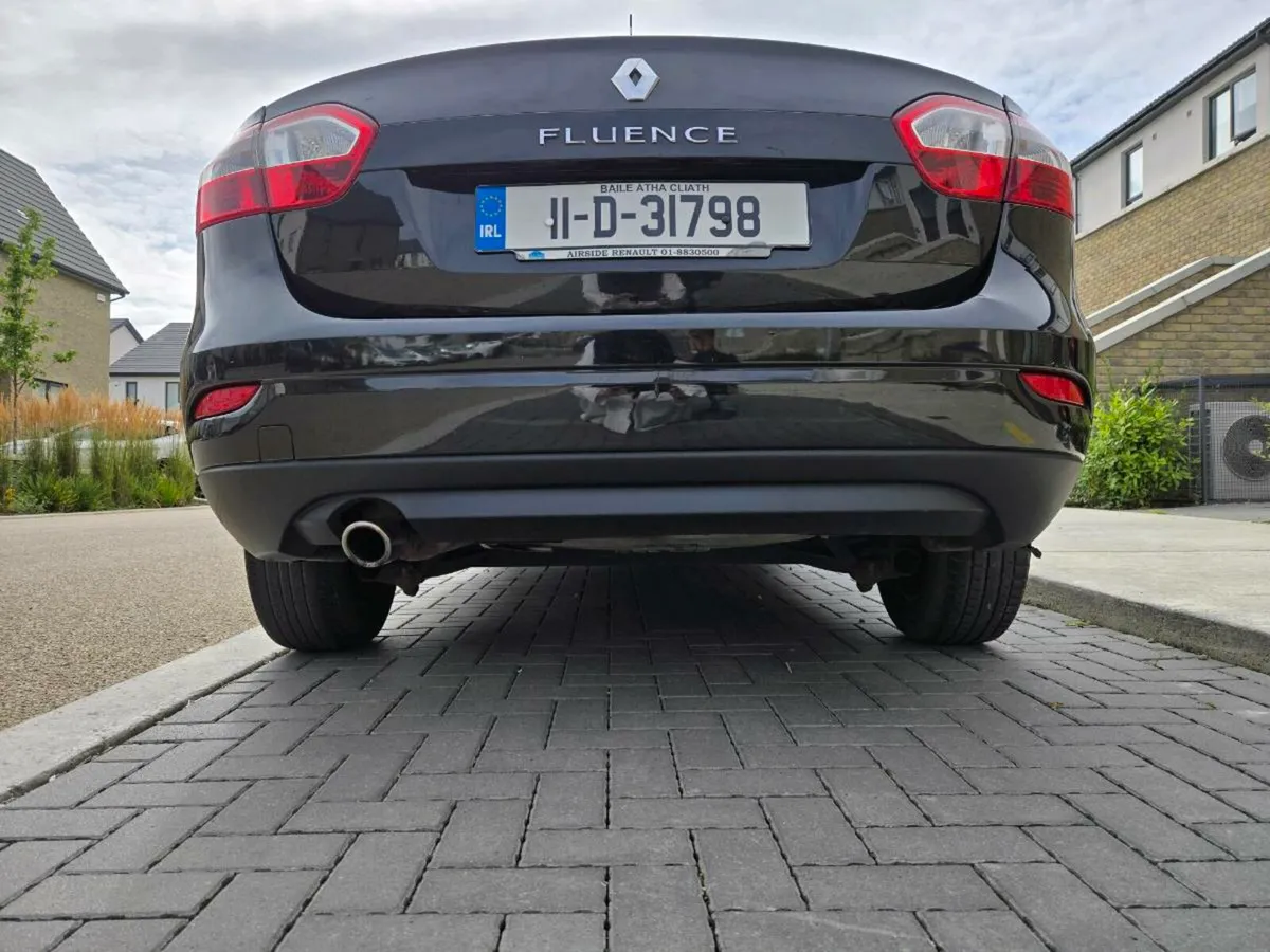 Renault Fluence 2011 - Image 3
