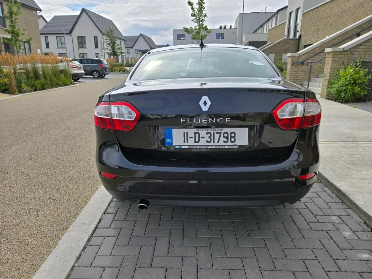 Renault Fluence 2011 - Image 4