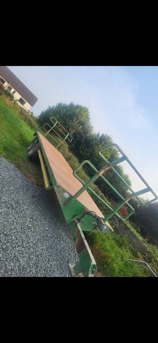 Loughryan bale trailer 28ft - Image 1