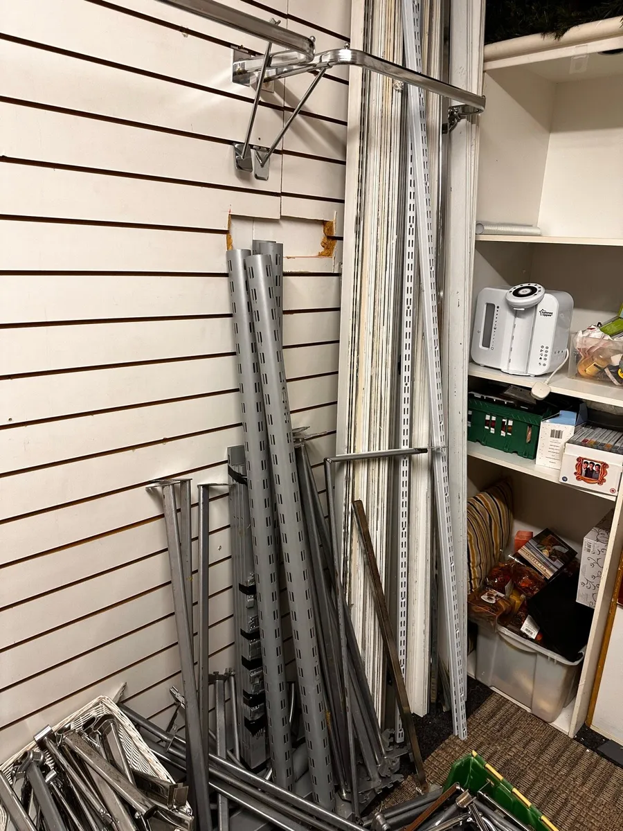 Shop fittings - Image 3