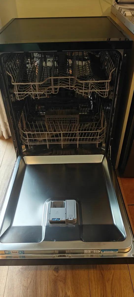 Beko DVN04320B Dishwasher – Excellent Condition - Image 4