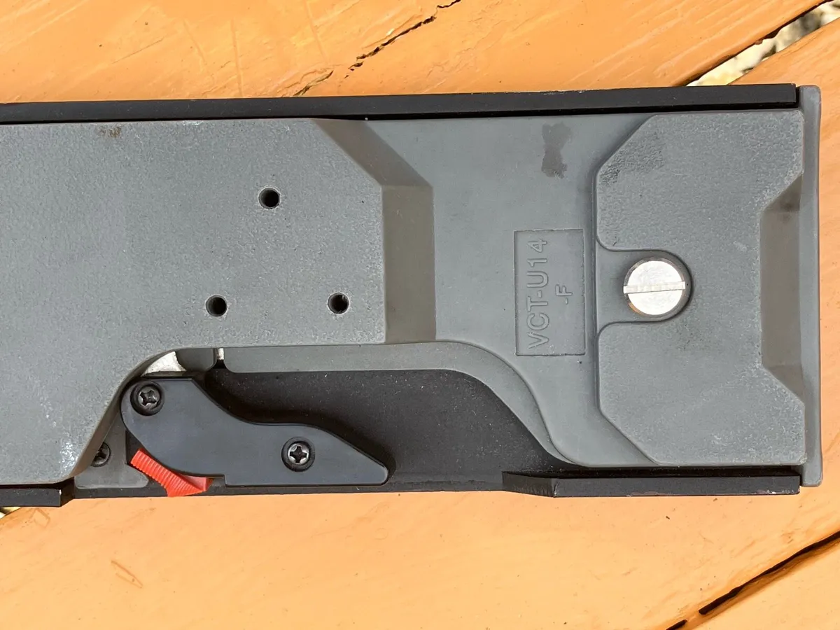 V-lock video camera plate - Image 3