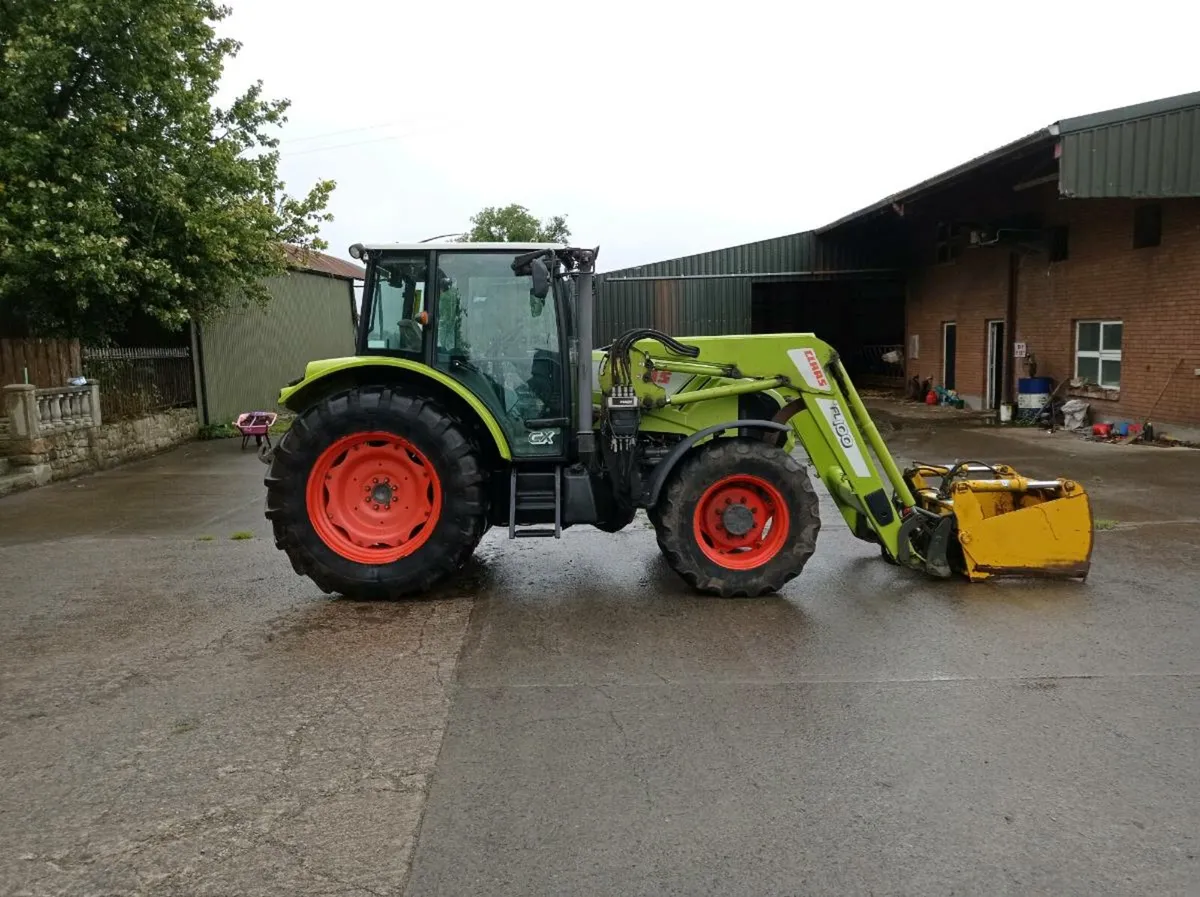 Class tractor - Image 1