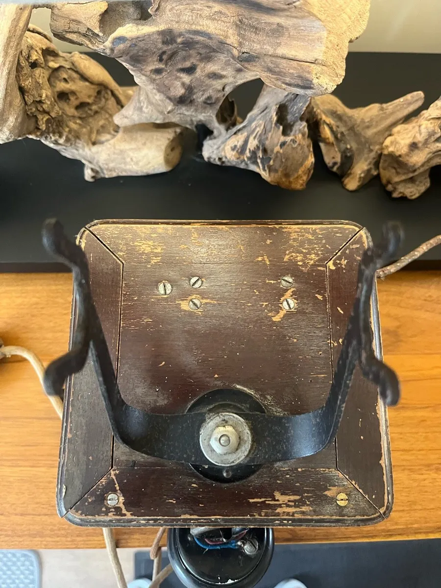 Antique Burgunder Paris Crank Telephone - Image 3
