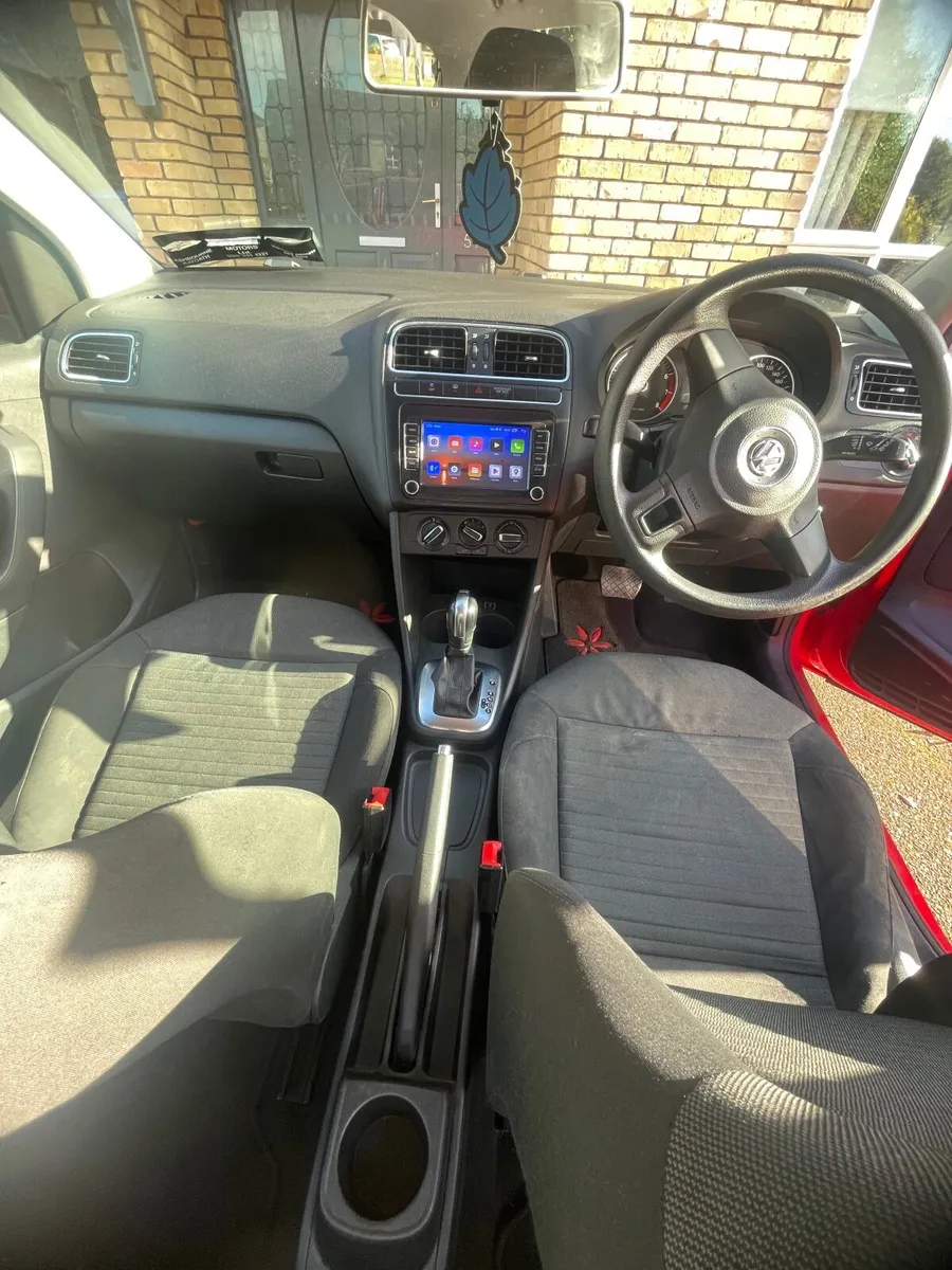 Volkswagen Polo 2011 - Image 4