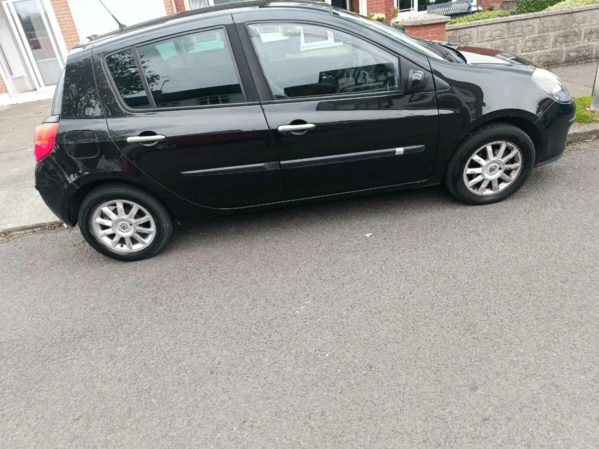 Renault Clio - Image 3