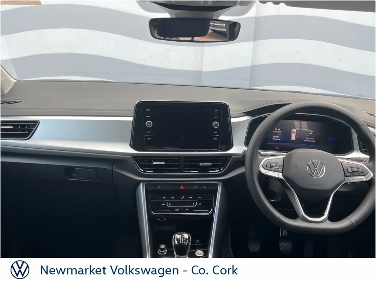 Volkswagen T-Roc Edition 75 2.0tdi 6 Speed 116BHP - Image 2