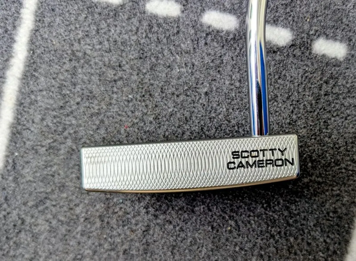 Scotty cameron select Fastback RH 34 in - Image 4
