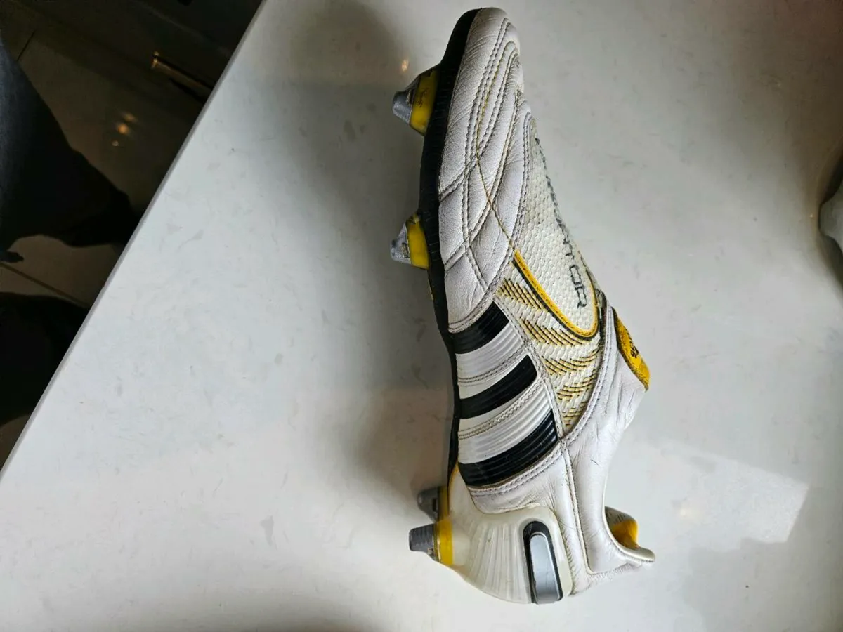 Adidas predator x football boots size 9 - Image 3