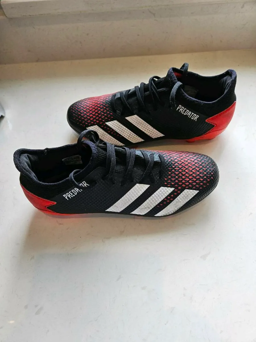 Adidas predator size 8 FG boot - Image 1