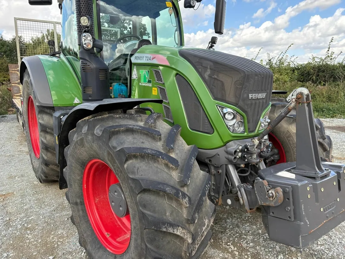 Fendt 724 Vario - Image 4