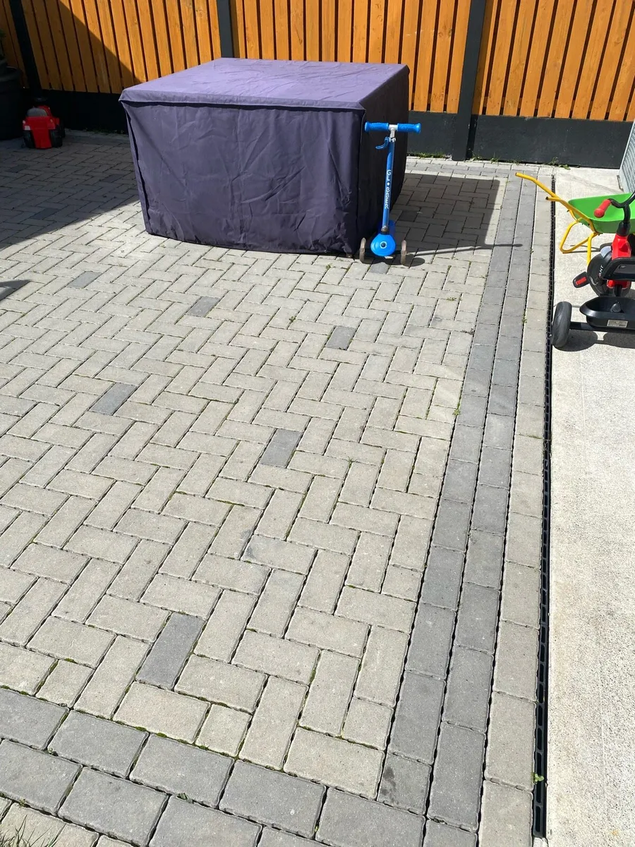 Bricks for sale - Image 2