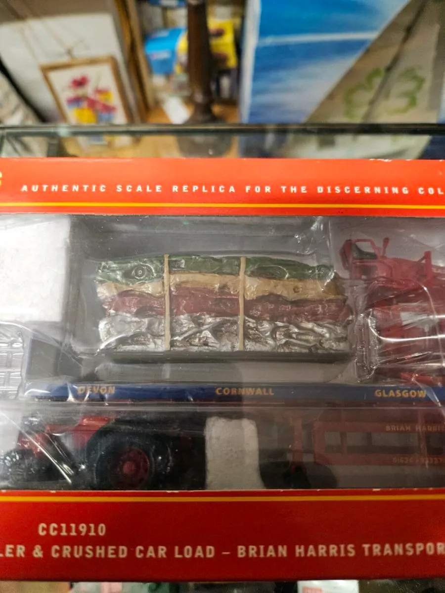 Corgi ERF Tractor Unit and Trailer with Crushed Lo - Image 4