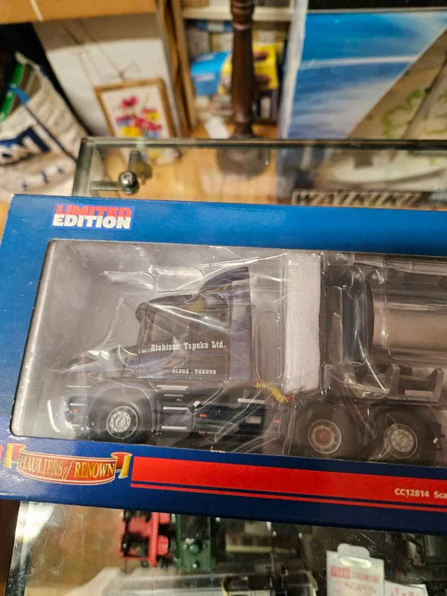 Corgi Scania T Cab with Tanker Trailer 1.50 - Image 2