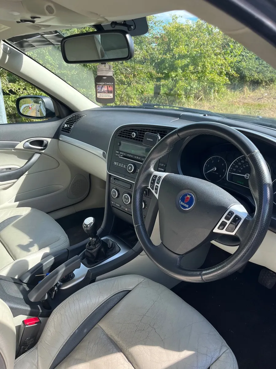 Saab 9-3 2008 - Image 2