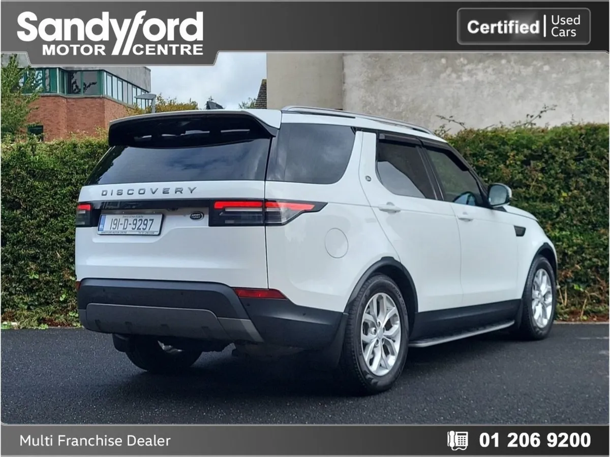 Land Rover Discovery 2.0d SE 7 Seats Auto SD4 4WD - Image 2