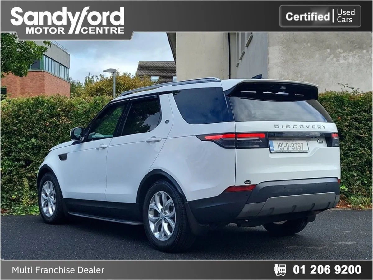 Land Rover Discovery 2.0d SE 7 Seats Auto SD4 4WD - Image 4